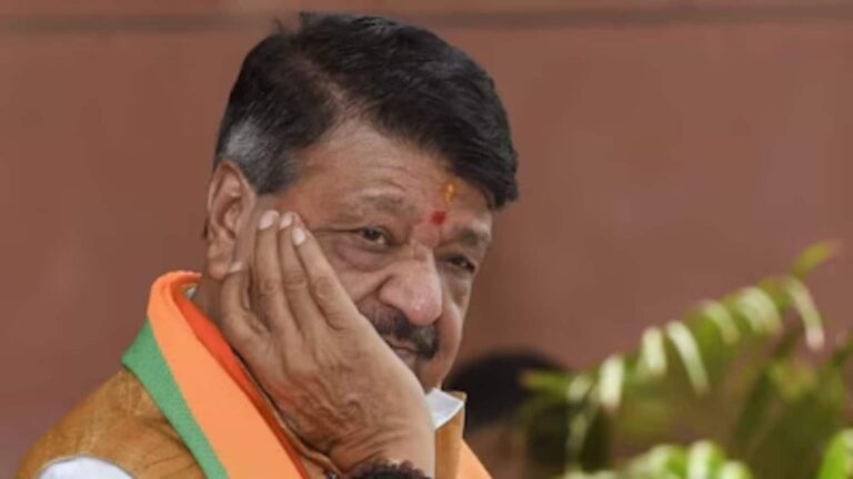 Kailash Vijayvargiya: पत्रकार पर भड़कने के बाद कैलाश विजयवर्गीय ने मांगी माफी, बोले- 'अपनों को खोने के दुख में निकल गए गलत शब्द'