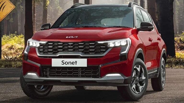 Kia Sonet Diesel: ₹2 लाख के Down Payment पर घर लाएं Kia Sonet का डीजल वेरिएंट, जानें हर महीने कितनी देनी होगी EMI
