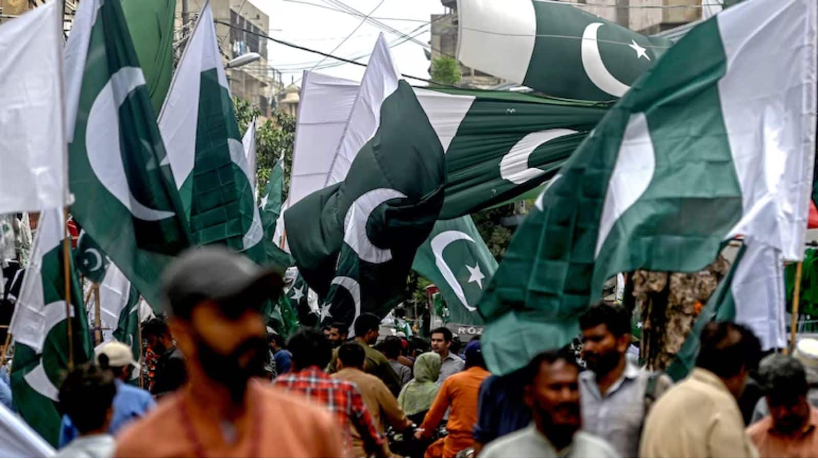 पाकिस्तान आर्मी ने भारतीय पत्रकारों और सोशल मीडिया हैंडल्स को बताया 'RAW एजेंट', भारत और अफगानिस्तान को दी गीदड़ भभकी