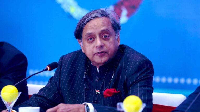 Shashi Tharoor: “कोई भी भारतीय कंपनी अमेरिका को निर्यात...' ट्रंप के ईरान पर लगाए गए टैरिफ पर शशि थरूर का बयान