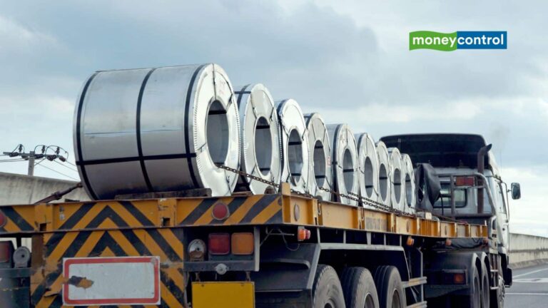 Steel Stocks: मिलीभगत से बढ़ाई स्टील की कीमत, CCI का 3 कंपनियों पर बड़ा एक्शन; टाटा स्टील का नाम भी शामिल