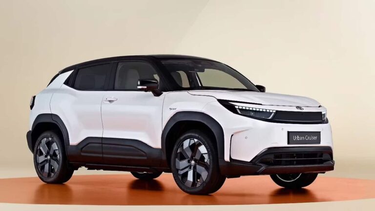 Toyota Urban Cruiser EV कल होगी लॉन्च, जानें डिजाइन, सेफ्टी और पावरट्रेन से जुड़ी खास बातें