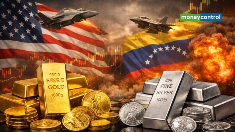 Gold-Silver Price: वेनेजुएला पर अमेरिकी हमले का असर, एक्सपर्ट बोले- सोने और चांदी में दिखेगी बड़ी हलचल
