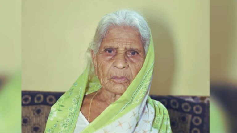 मर कर भी जिंदा हो गई 103 साल की बुजुर्ग महिला! मातम में पहुंचे लोग खुशी-खुशी केक खाकर लौटे