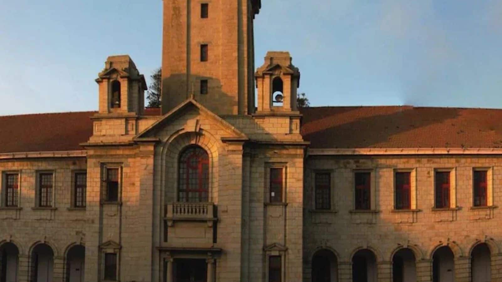 World University Rankings 2026: सब्जेक्ट आधारित वर्ल्ड यूनिवर्सिटी रैंकिंग की लिस्ट जारी! US-UK का दबदबा, भारत की इन यूनिवर्सिटी को मिली जगह