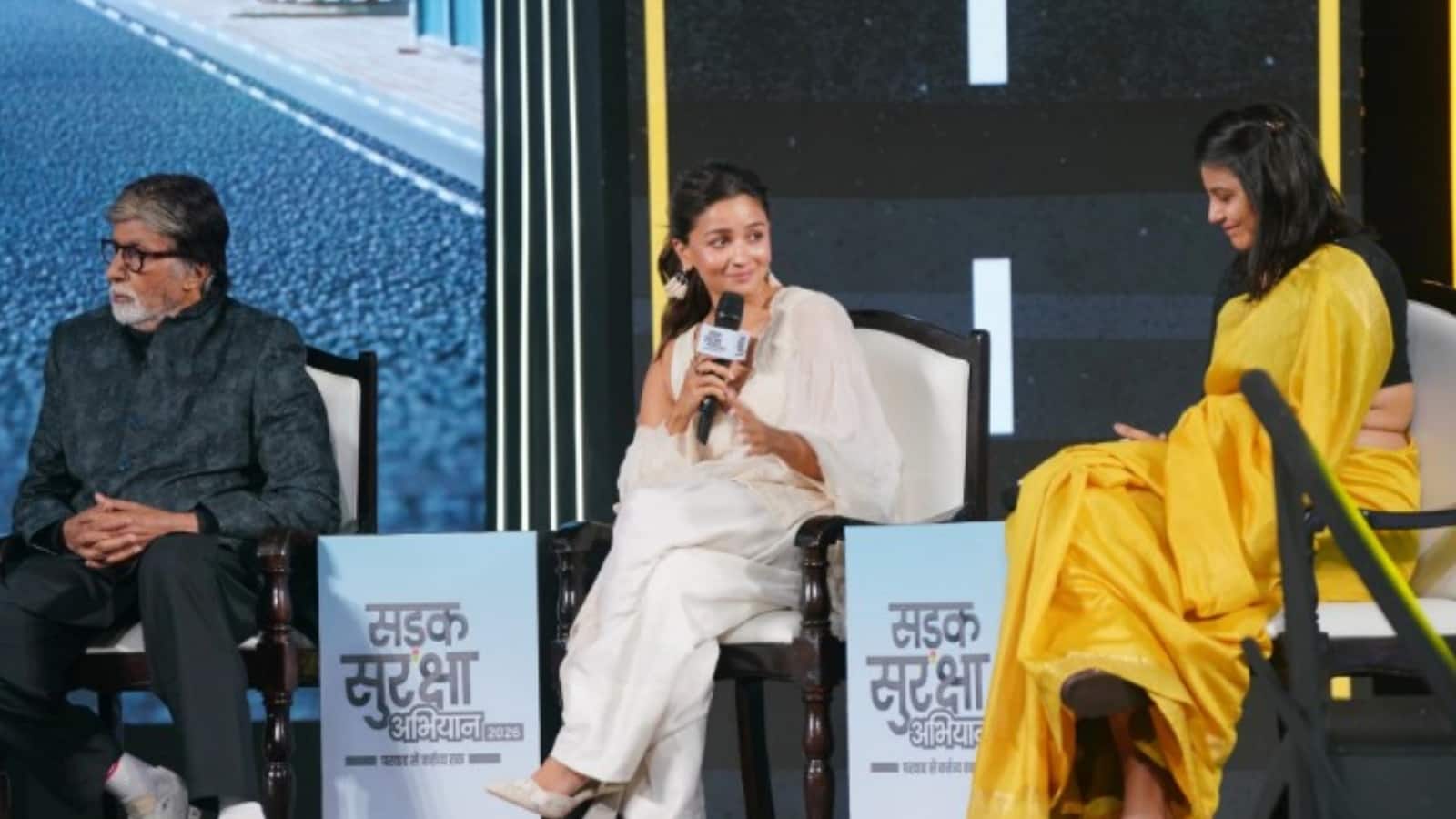 Amitabh Bachchan: अमिताभ बच्चन से लेकर आलिया भट्ट ने सड़क सुरक्षा अभियान में की शिरकत, इमोशनल नजर आईं एक्ट्रेस