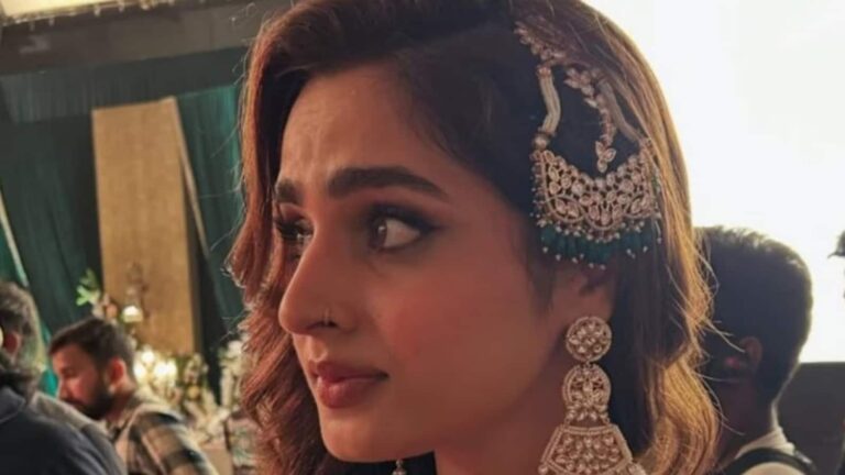 Ayesha Khan: धुरंधर के गाने शरारत ने क्रॉस किया 100 मिलियन व्यूज आंकड़ा, आयशा खान ने शेयर किया इमोशनल पोस्ट