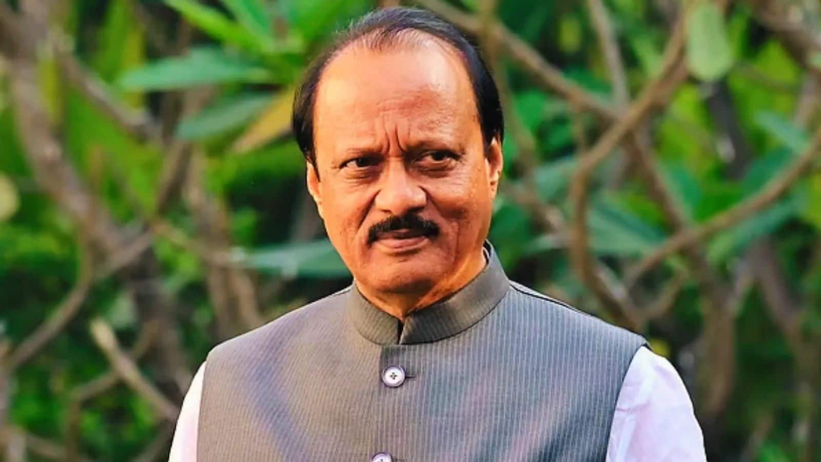 Ajit Pawar Death Plane Crash: मुंबई यूनिवर्सिटी में आज की सभी परीक्षाएं स्थगित, नई तारीख की घोषणा जल्द