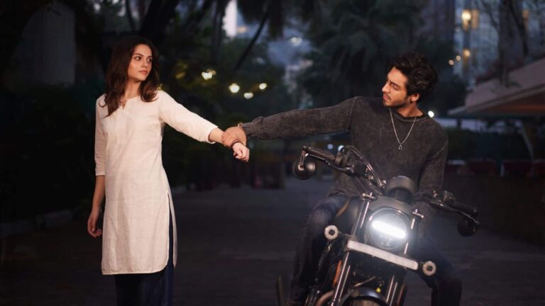 Aneet Padda: अनीत पड्डा और अहान पांडे की डेब्यू फिल्म को 6 महीने हुए पूरे, एक्ट्रेस ने सोशल मीडिया पर शेयर की अनसीन फोटोज