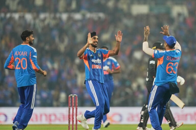 अर्शदीप सिंह ने तोड़ डाला अफरीदी का वर्ल्ड रिकॉर्ड, इस मामले में बने दुनिया के सबसे सफल T20I बॉलर