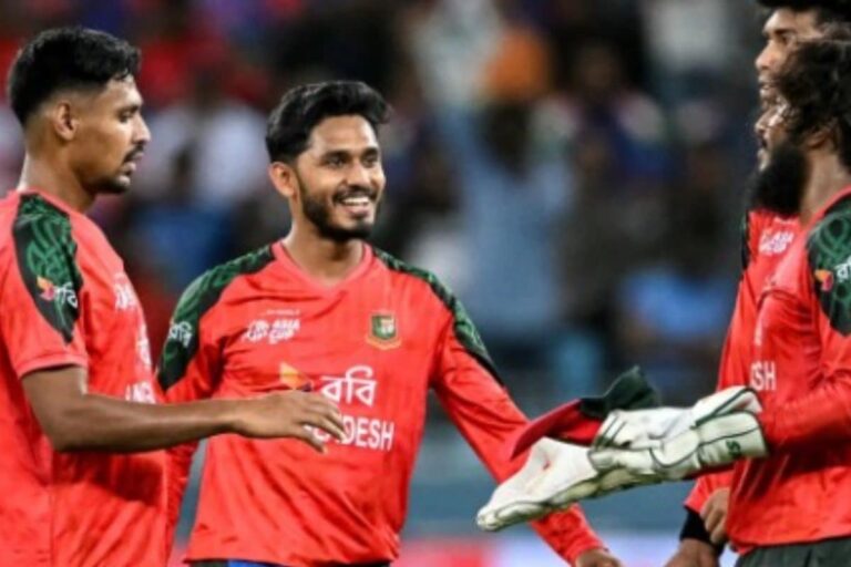 PAK की राह चला बांग्‍लादेश, भारत में नहीं खेलना चाहता मैच, ICC से गुहार