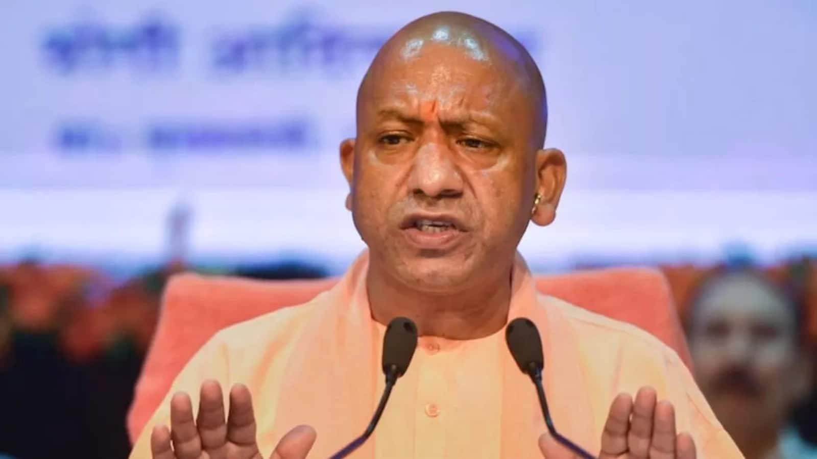 Manikarnika Ghat: मणिकर्णिका घाट पर बुलडोजर एक्शन से बवाल! CM योगी बोले - बदनाम करने की साजिश