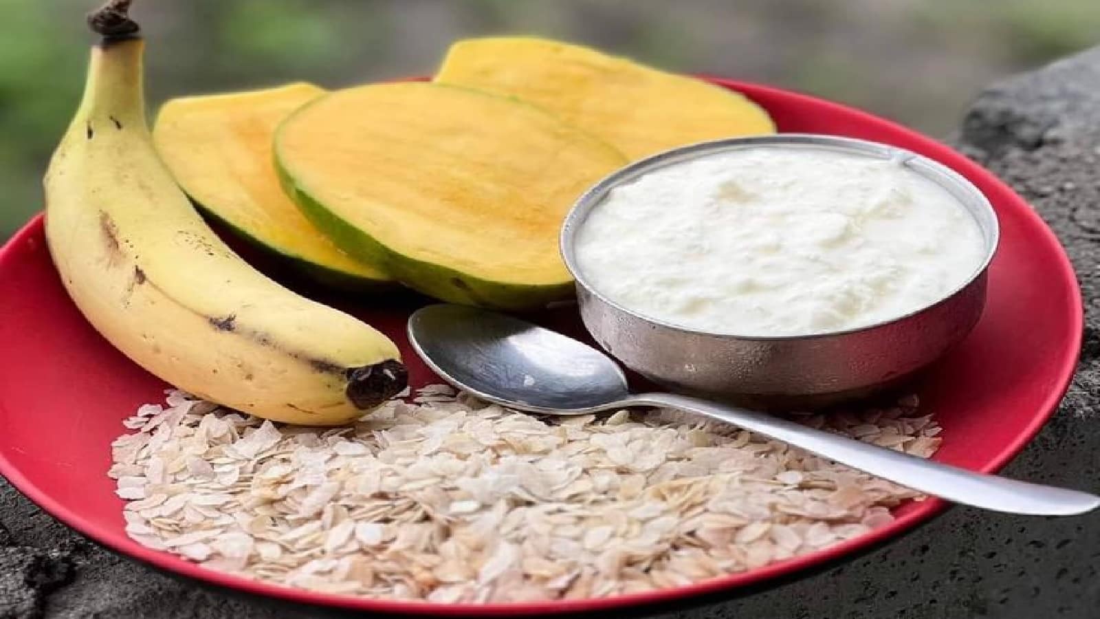 Makar Sankranti date 2026: कब है मकर संक्रांति, 14 या 15 जनवरी? जानें इस दिन दही चूड़ा खाने की परंपरा क्यों है खास?