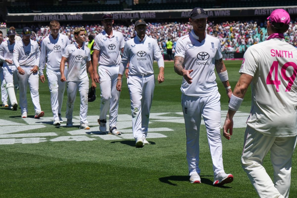 एशेज सीरीज हार से ईसीबी नाखुश...टीम की घर वापसी के बाद होगा मंथन, ब्रेंडन मैकुलम  खुद हेड कोच पद छोड़ने के मूड में नहीं