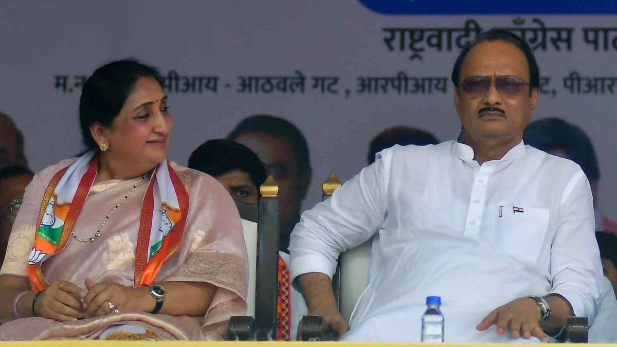 सुनेत्रा पवार को नहीं अजित पवार जितनी ताकत, CM फडणवीस ने अपने पास रखा वित्त मंत्रालय, इन 3 विभागों की मिली जिम्मेदारी