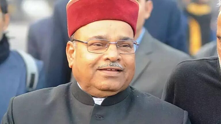 Karnataka: राज्यपाल थावरचंद गहलोत ने अभिभाषण बीच में छोड़ सदन से किया वॉकआउट, तो CM सिद्धारमैया ने सुप्रीम कोर्ट तक जाने की दे दी चेतावनी