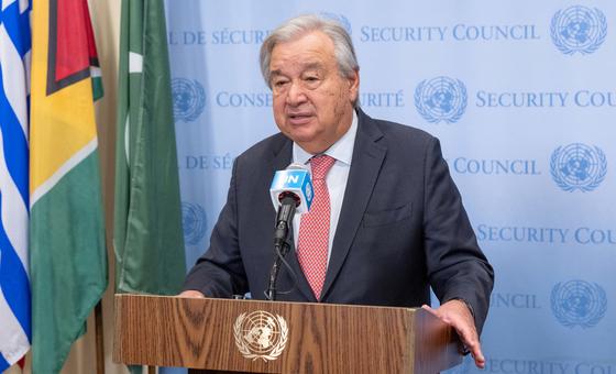 ईरान: प्रदर्शनकारियों के ख़िलाफ़ हिंसा और अत्यधिक बल प्रयोग पर गम्भीर चिन्ता