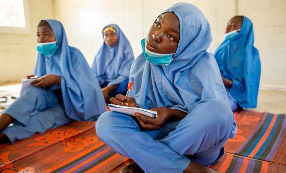 शिक्षा पर प्रहार: युद्ध छीन रहे हैं बच्चों का बचपन और सीखने का अवसर