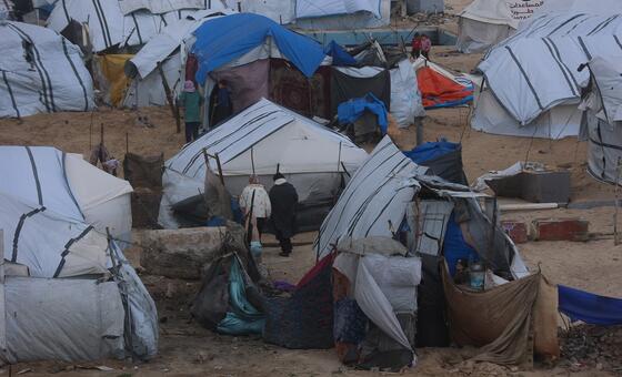 ग़ाज़ा में भीषण सर्दी से एक और बच्चे की मौत, पश्चिमी तट में विस्थापन में तेज़ी