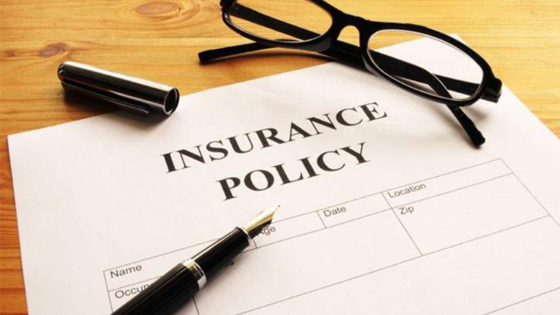 Paid-Up Life Insurance Policy: जब प्रीमियम भरना मुश्किल हो, तब भी आपके नॉमिनी को मिलेगी गारंटीड राशि! जानिए इस ऑप्शन की पूरी डिटेल
