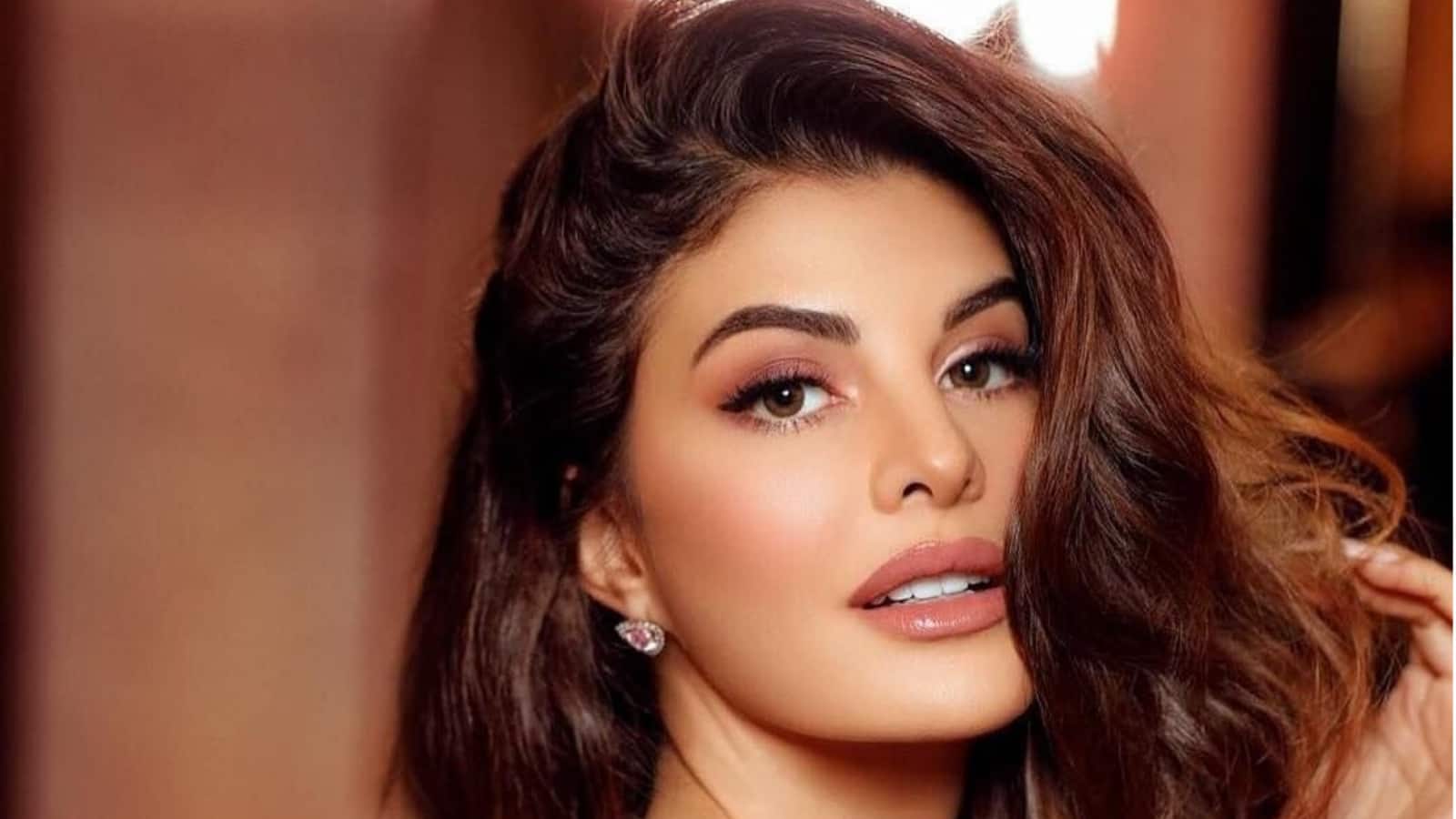 Jacqueline Fernandez: जैकलीन फर्नांडिस विमेंस प्रीमियर लीग 2026 की ओपनिंग में लगाएंगी ग्लैमर का तड़का