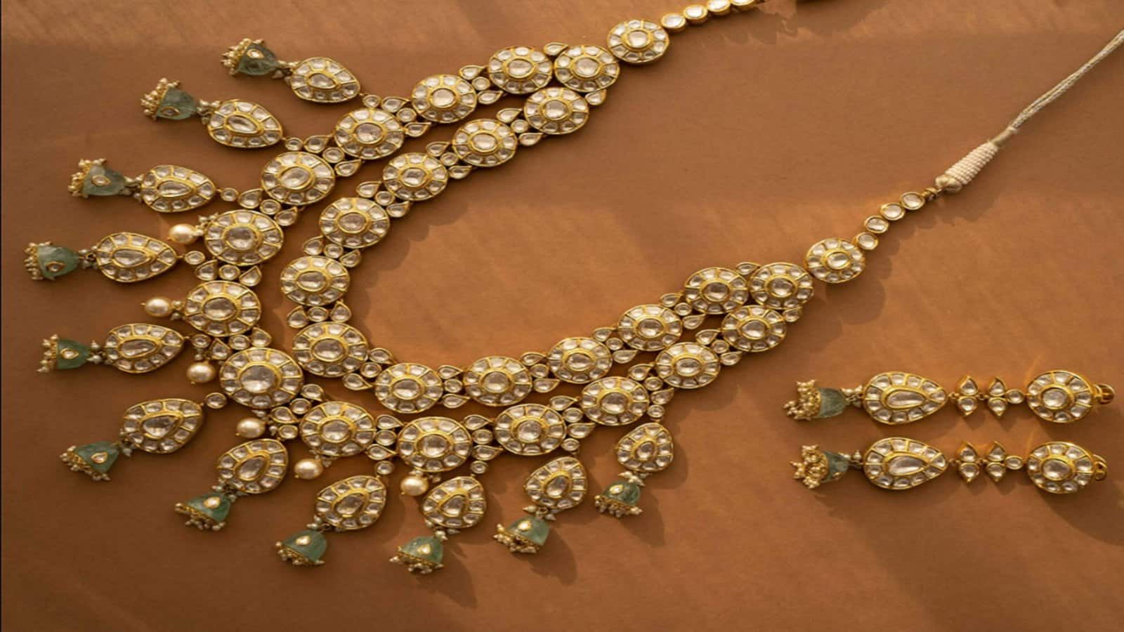 Budget 2026: रत्न और आभूषणों पर ड्यूटी को बनाए जाए तर्कसंगत, GST में हो कटौती; ज्वैलरी सेक्टर ने वित्त मंत्री को भेजी विशलिस्ट