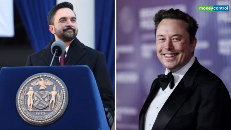 Zohran Mamdani: जोहरान ममदानी ने शपथ ग्रहण समारोह में किया 'नाजी सैल्यूट'? MAGA समर्थकों ने एलॉन मस्क से की न्यूयॉर्क मेयर की तुलना