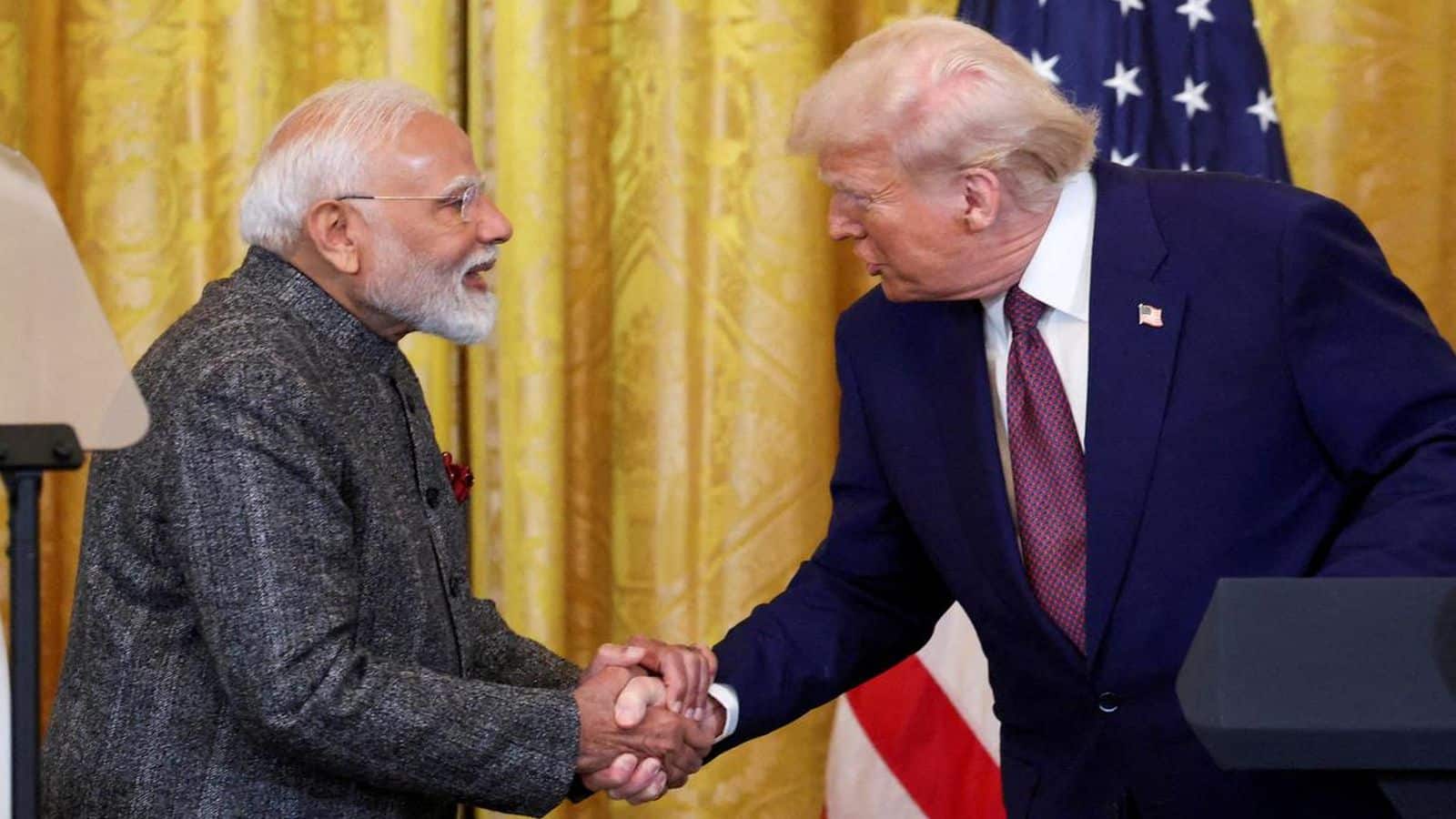 डोनाल्ड ट्रंप ने गणतंत्र दिवस पर भारत को दी बधाई, कहा- दोनों देशों के बीच ऐतिहासिक रिश्ता
