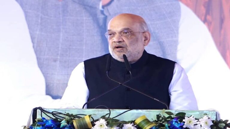'औरंगजेब ने काशी विश्वनाथ के कॉरिडोर को तोड़ा', ऋषिकेश में अमित शाह ने मुगलों पर कहा- 'गजनवी, खिलजी सब गुम हो गए'