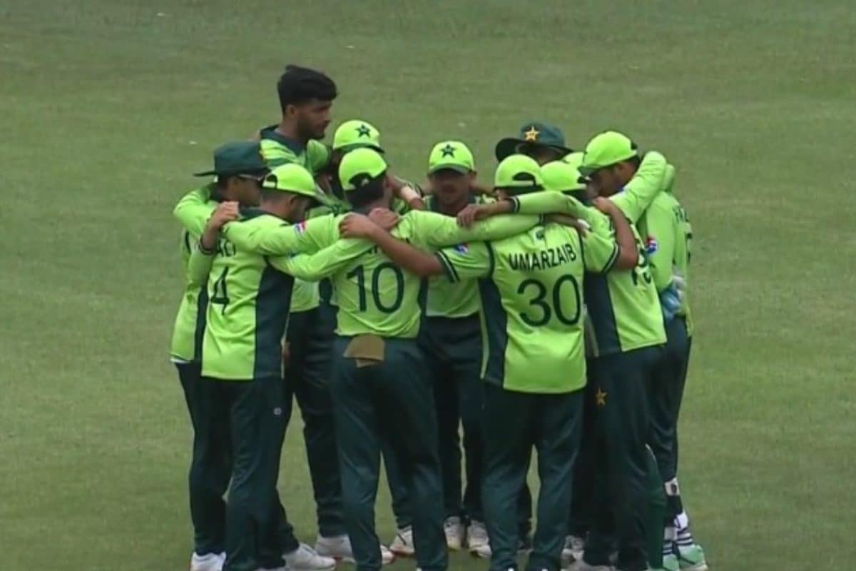 पाकिस्तान का अंडर 19 वर्ल्ड कप के पहले ही मैच में निकला दम, 173 पर ढेर हुई टीम, इंग्लैंड के गेंदबाजों के सामने बल्लेबाजों ने किया सरेंडर