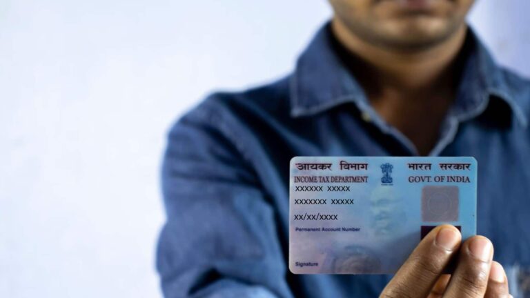 PAN Card Security: आपके PAN कार्ड का भी हो सकता है गलत इस्तेमाल, फर्जी लोन से बचने के लिए जानें जरूरी कदम
