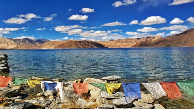 आगरा के लापता टूरिस्ट भूखे-प्यासे जीरो डिग्री तापमान में इस हाल में मिले, जानें लद्दाख पुलिस ने कैसे बचाई इनकी जान