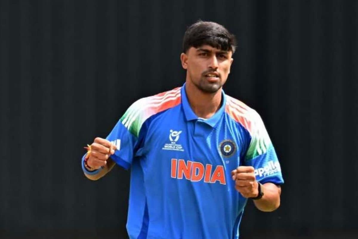 18 साल के गेंदबाज ने U-19 वर्ल्ड कप में मचाया तहलका, बुमराह के बाद इस बॉलर की हर तरफ चर्चा, पहले मैच में झटके 5 विकेट