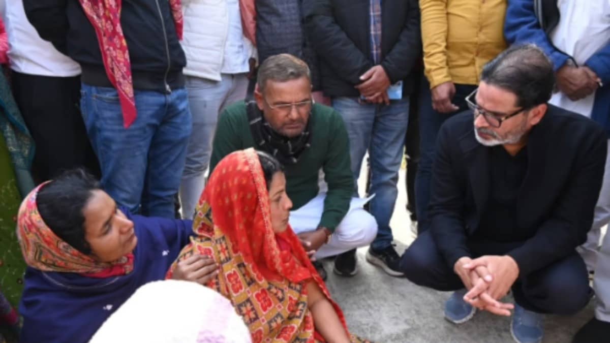 पटना गर्ल्स हॉस्टल मामले ने पकड़ा सियासी मोड़, प्रशांत किशोर बोले- DGP-SSP से करेंगे मुलाकात, नीरज कुमार ने कहा- मामला चिंताजनक