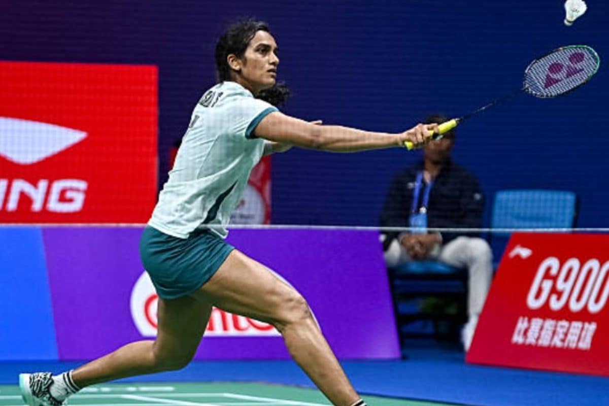 पीवी सिंधु खिताब से दो जीत दूर... तीन बार की वर्ल्ड चैंपियन यामागुची बीच मैच से हटीं, सात्विक-चिराग हारे