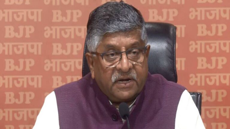 'आजाद भारत में ऐसा कभी नहीं हुआ', CM ममता बनर्जी पर बरसी BJP, रविशंकर प्रसाद बोले- पाप का घड़ा भरा गया, जनता करेगी हिसाब