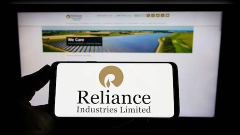 RIL News : रिलायंस ने की सोलर सेल की कमीशनिंग, बैटरी उत्पादन बढ़ाया, जापान, कोरिया और यूरोप को ग्रीन फ्यूल एक्सपोर्ट करने पर फोकस