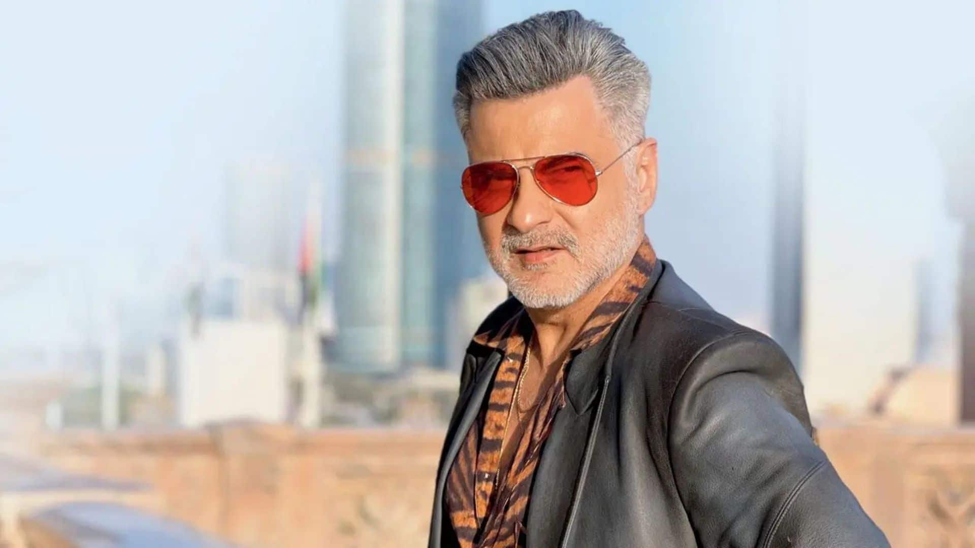 Sanjay Kapoor: माधुरी दीक्षित भी नहीं बदल सकीं इस एक्टर की किस्मत, विलेन बनने पर भी नहीं चमका करियर!