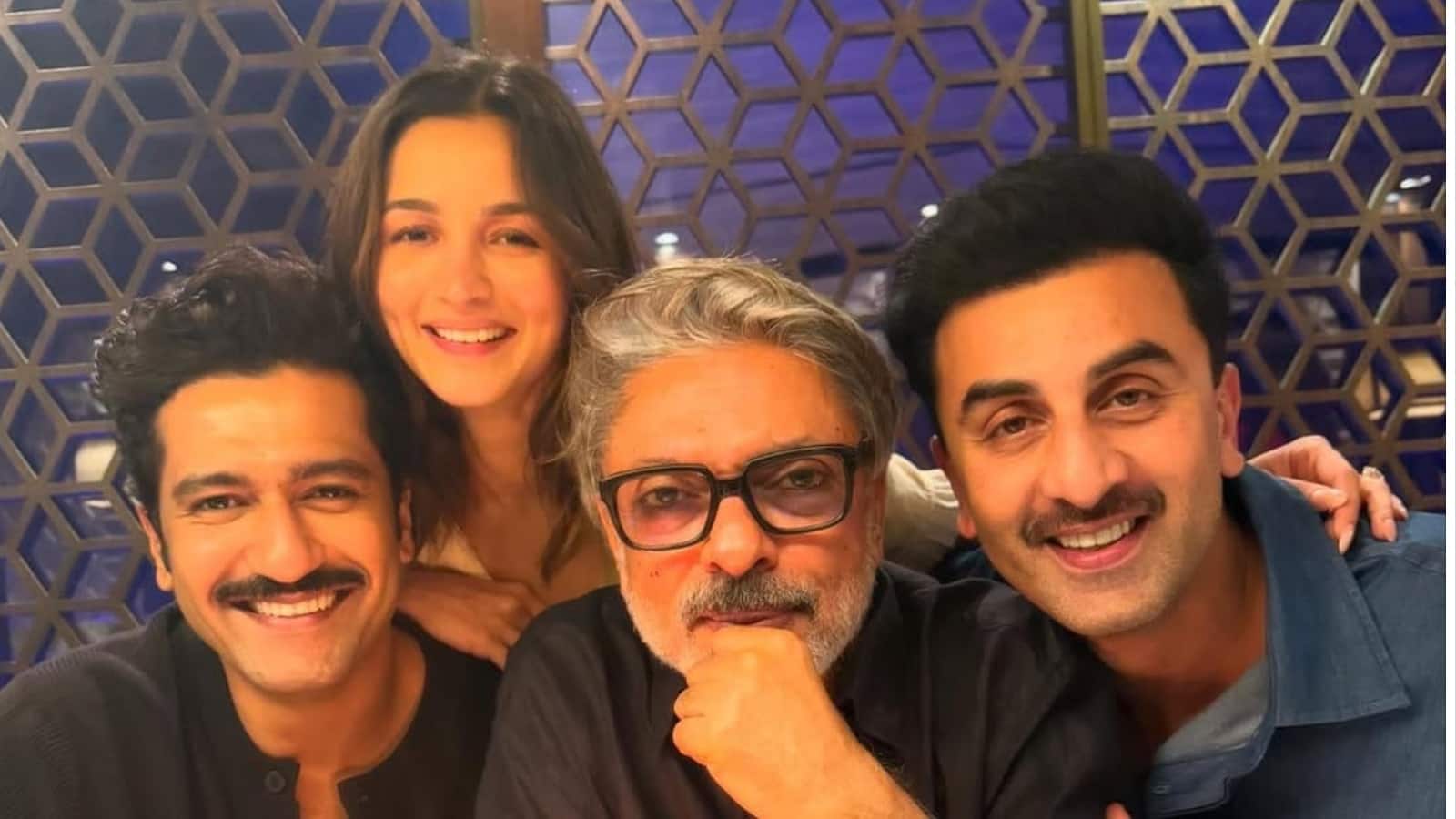 Love and War:  संजय लीला भंसाली ने कसी कमर, ‘लव एंड वॉर’ में दो बड़े म्यूज़िकल नंबर जल्द होंगे शूट