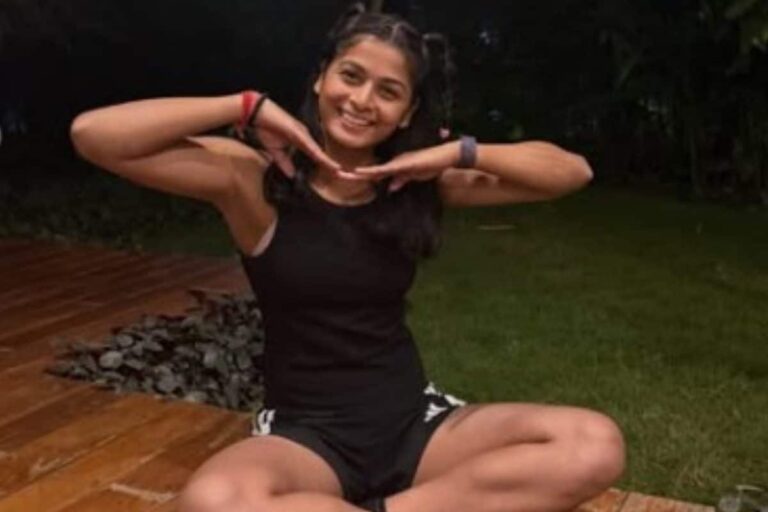 1 साल बाद क्रिकेट के मैदान पर वापसी...भारतीय ऑलराउंडर का खोया आत्मविश्वास लौटा, बुमराह बोले- इससे लड़ो मत