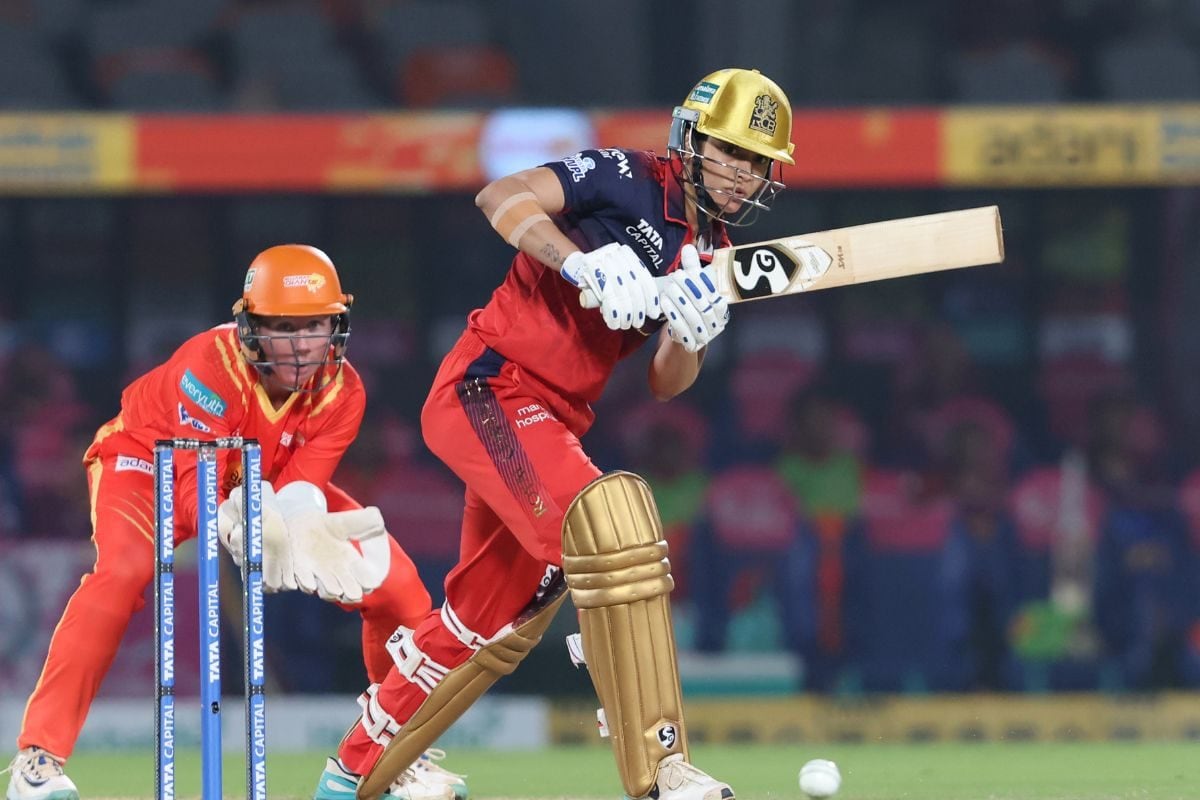 आरसीबी के आगे गुजरात ने दूसरी बार भी टेके घुटने, लगातार 5 जीत के साथ प्लेऑफ में मंधाना की टीम