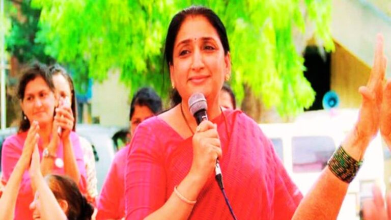 महाराष्ट्र की डिप्टी CM बनेंगी अजित पवार की पत्नी, आज होगी विधायक दल की बैठक; शाम को शपथ ले सकती हैं सुनेन्ना पवार
