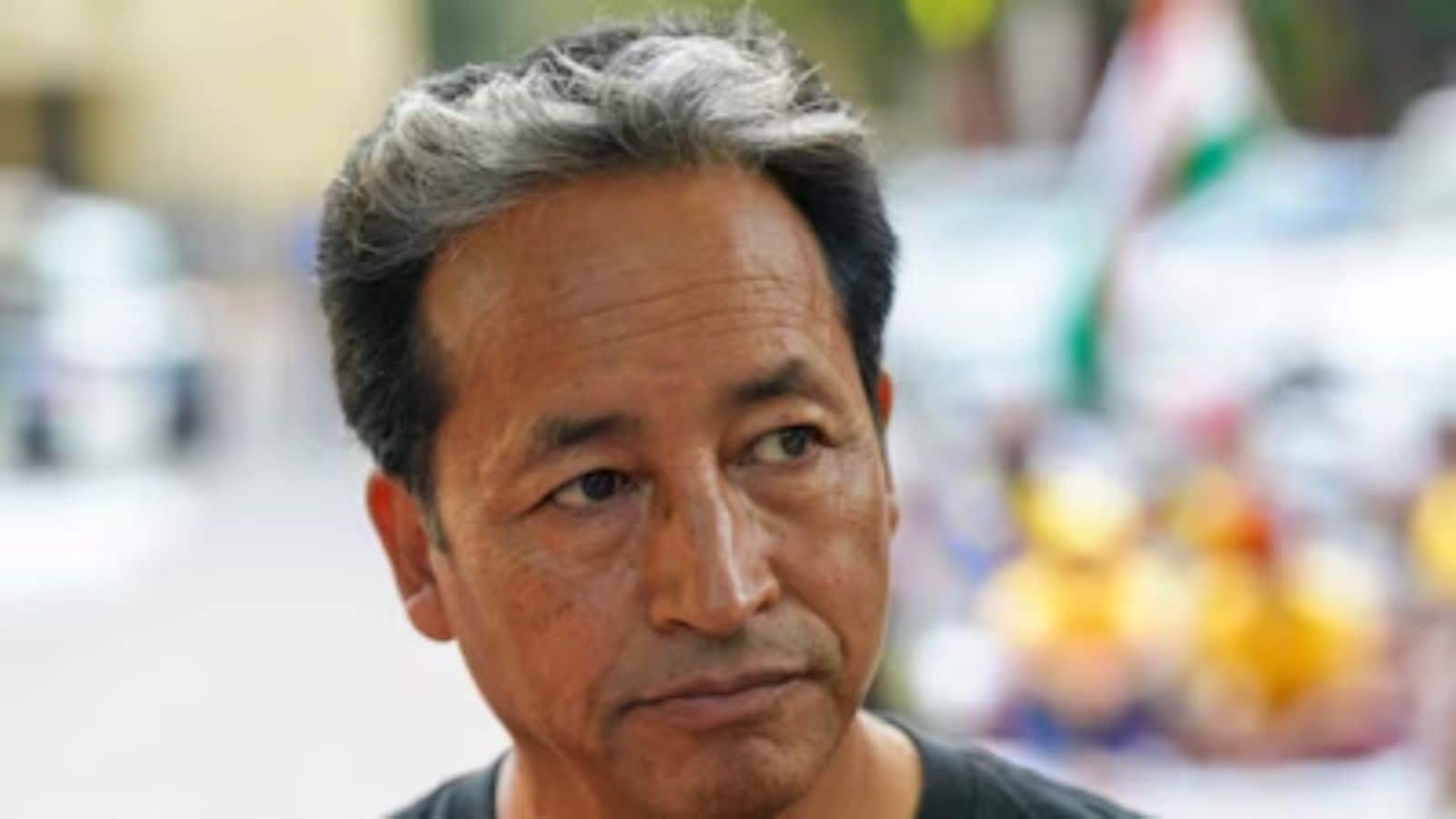 Sonam Wangchuk: सोनम वांगचुक पर लगे NSA को लेकर सुप्रीम कोर्ट में अहम सुनवाई आज, लद्दाख में तनाव बरकरार