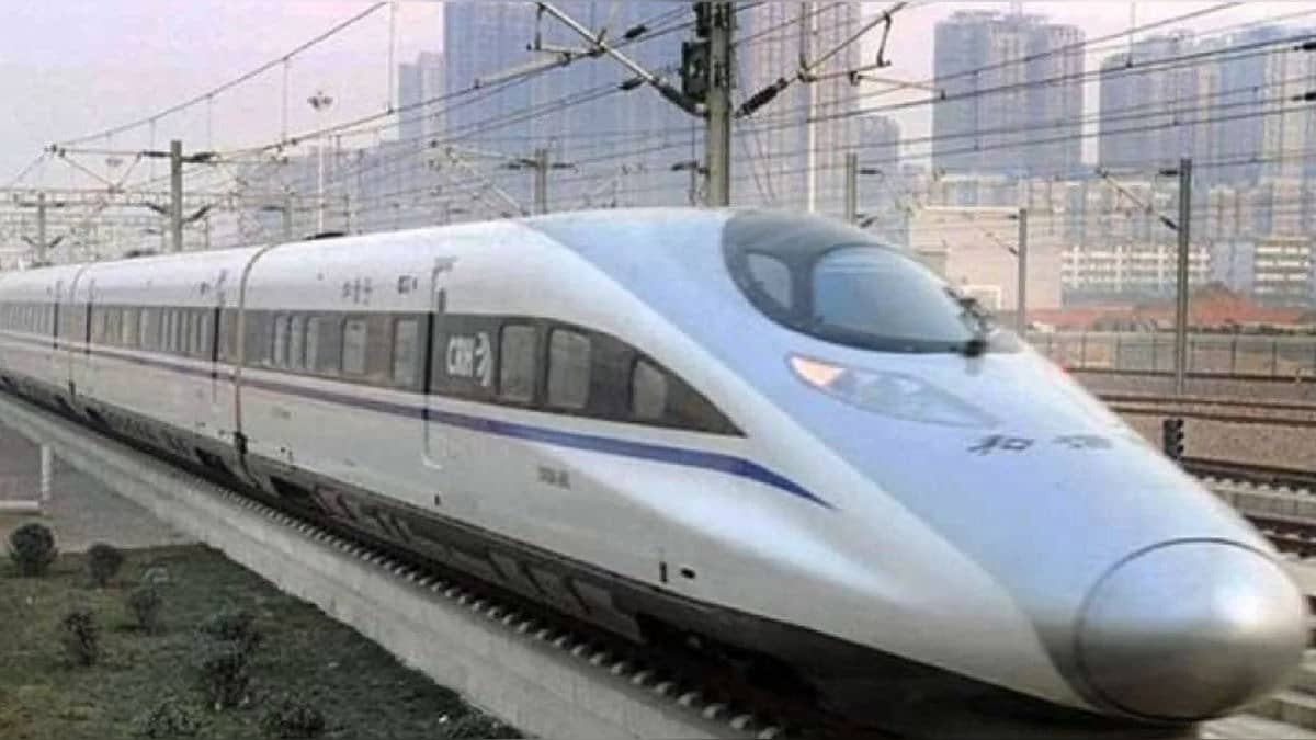 देश की पहली Bullet Train चलने की तारीख का ऐलान, रेलमंत्री अश्विनी वैष्णव ने बताया किस दिन चलेगी देश की पहली बुलेट ट्रेन
