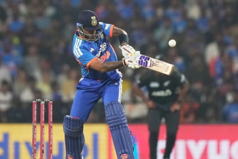 वो मेरे दिमाग को ...सूर्यकुमार यादव ने फॉर्म में वापसी का श्रेय गौतम गंभीर नहीं, घर पर बैठे कोच को दिया