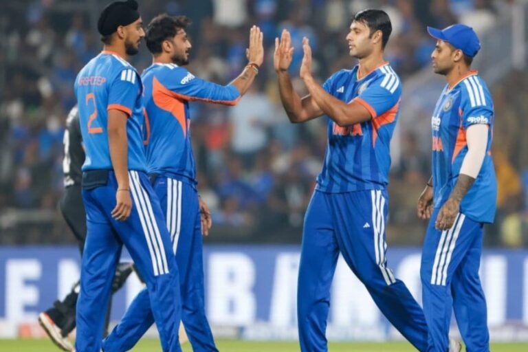 अभिषेक शर्मा-रिंकू सिंह की विस्फोटक बल्लेबाजी के बाद गेंदबाजों ने दिखाए दम, पहले टी20 में न्यूजीलैंड बेदम