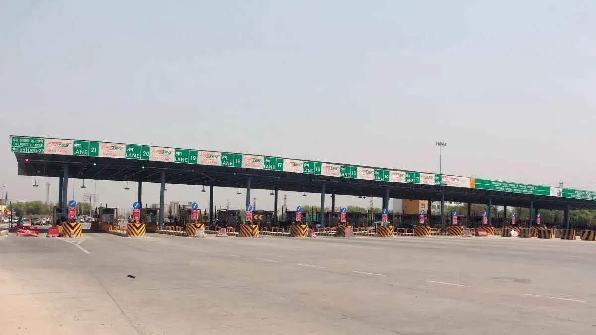 Toll Tax New Rules: टोल नहीं चुकाने पर अब नहीं मिलेंगी ये सुविधाएं, केन्द्र सरकार ने सख्त किए नियम