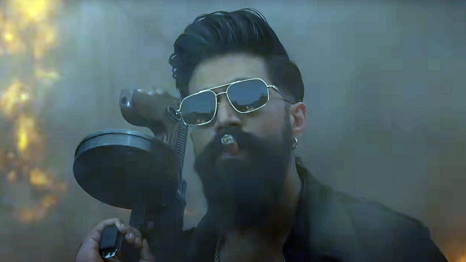 Toxic: यश की फिल्म ‘टॉक्सिक कानूनी विवादों में फंसी, अश्लीलता और आपत्तिजनक दृश्यों पर CBFC में शिकायत