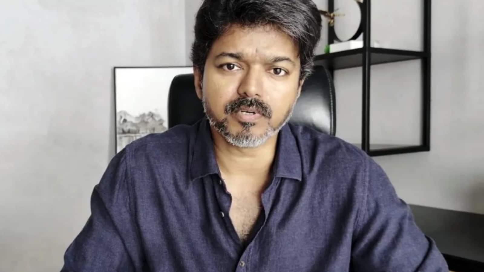 Vijay: भगदड़ मामले में सीबीआई ने एक्टर विजय से की पूछताछ, घटना में 100 से ज्यादा लोग हुए थे घायल