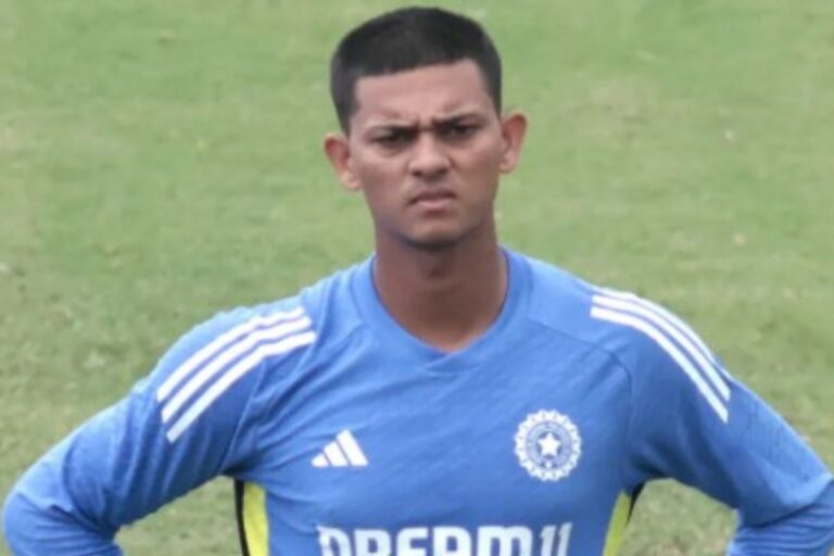 यशस्वी बाहर, सिराज अंदर, न्यूजीलैंड के खिलाफ वनडे के लिए भारत की बेस्ट XI